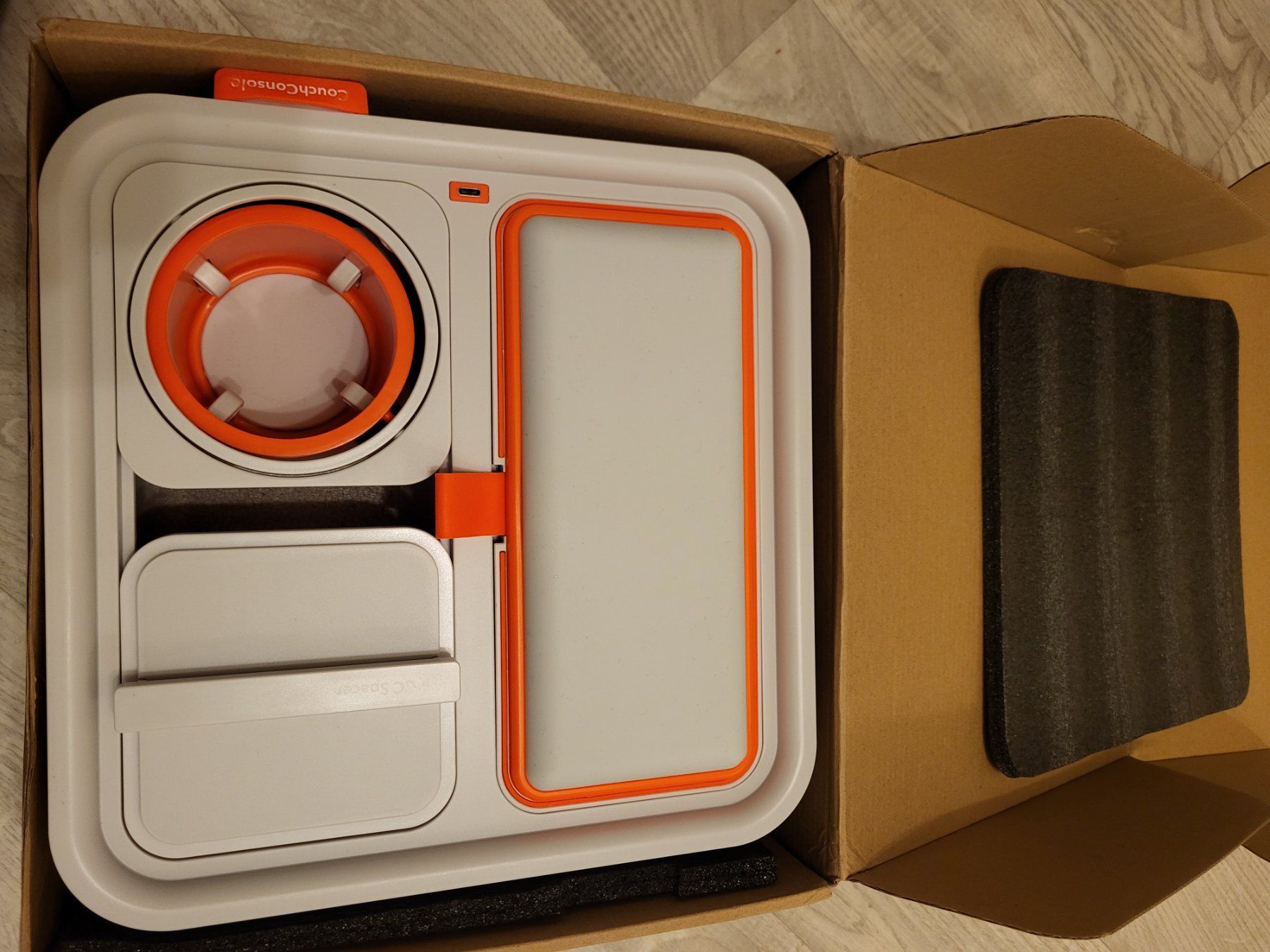 Konsolen: Couch Console – Neu und originalverpackt aus Zürich von nord_aargau 1