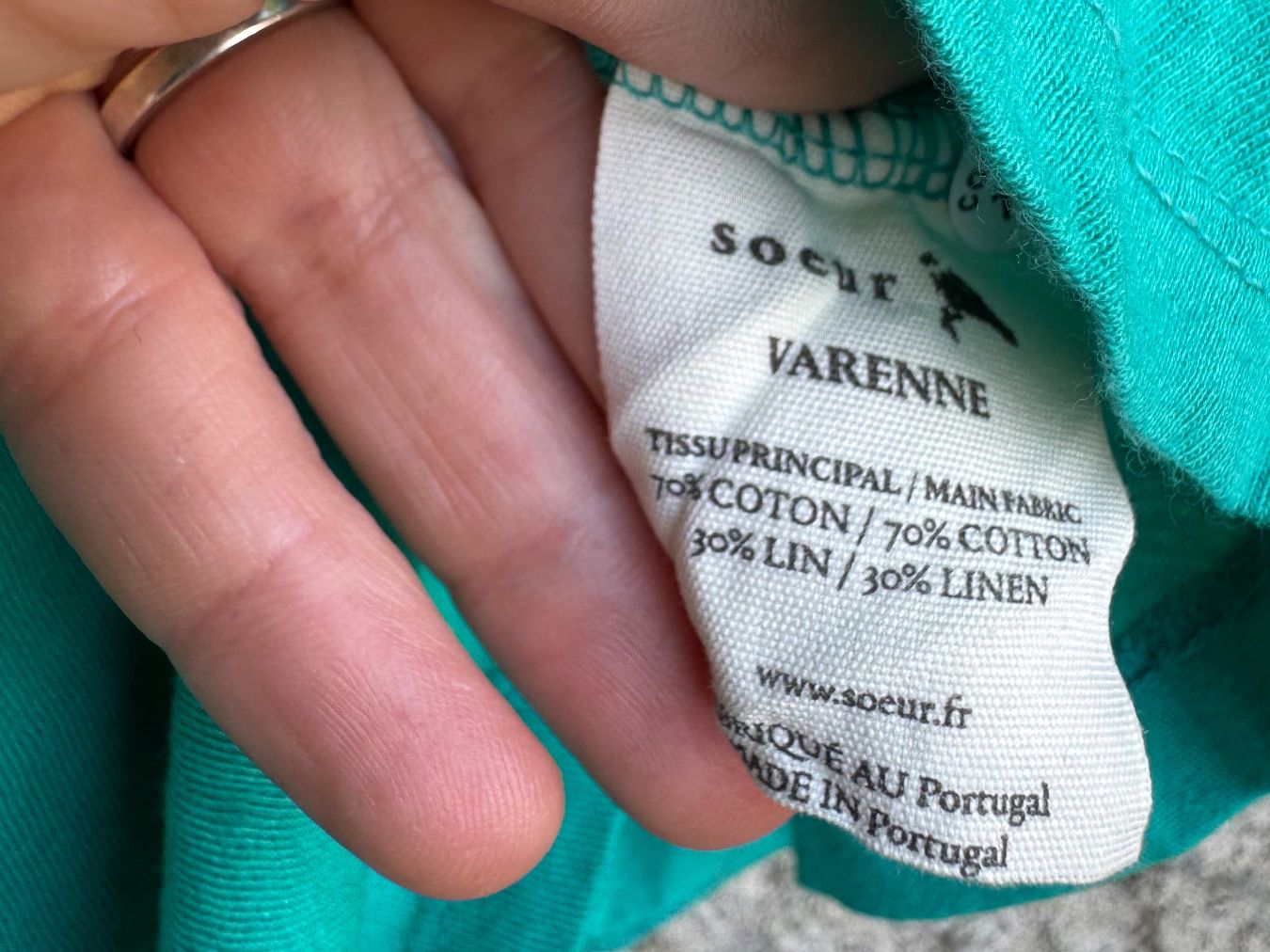 Top: Débardeur SOEUR 36 mega oversize donc 40 – Nuovo e nell'imballaggio originale da Arnex-sur-Orbe venduto da cameleonfringant 2