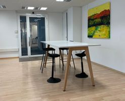 Steelcase B-Free Stehtisch , guter Zustand - Ohne Stühle