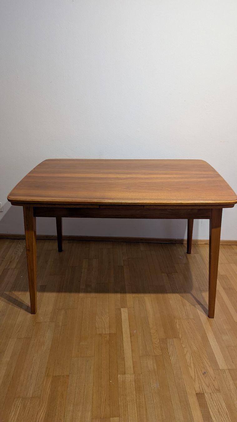 Tische: Extendable Dining Table – 120 to 208 cm – Gebraucht aus Horgen von ole_yfv9