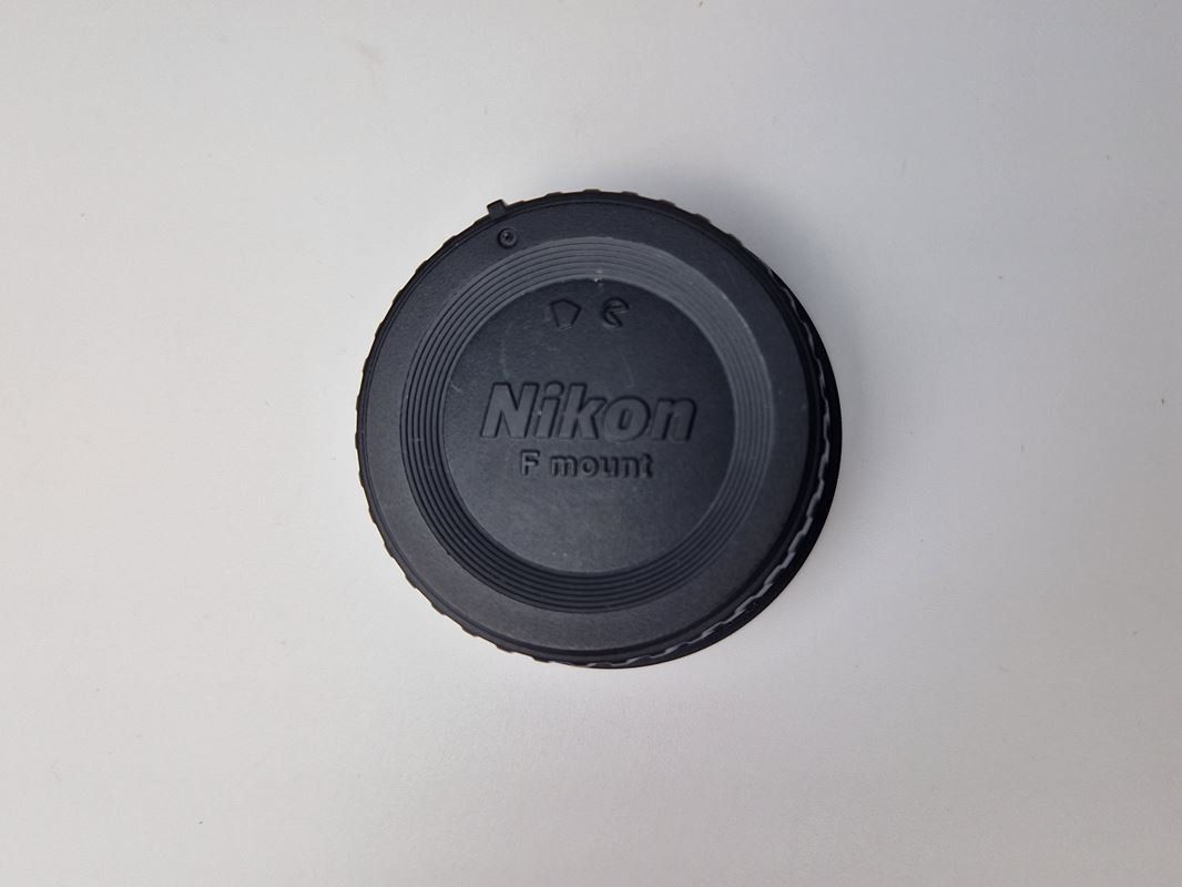 Nikon Obiettivi: NIKON Objektivdeckel "LF-4" – Usato da Muhen venduto da Restwert_Muhen