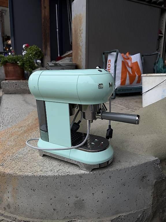 Kaffeemaschinen & Espressomaschinen: Smeg Siebträgermaschine – Gebraucht aus Schwarzenburg von Leeoniiie 2