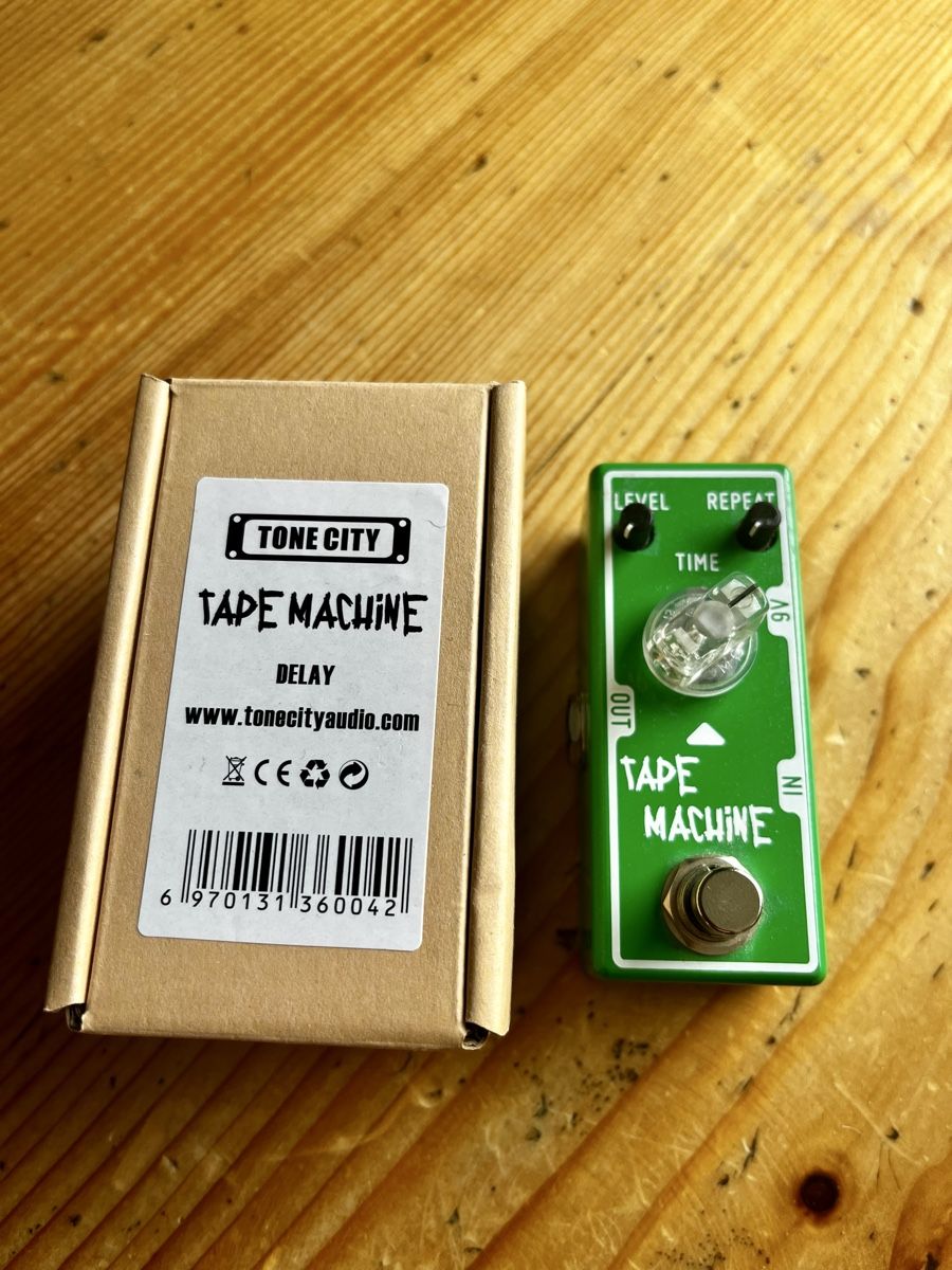 Instruments de musique: Pédale d'effet Tone City Tape Machine Delay verte – D'occasion à La Neuveville par lejocko