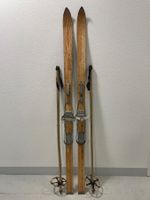 Ski (FA 3), fahrbare Holzski von ca. 1960 mit Kanten