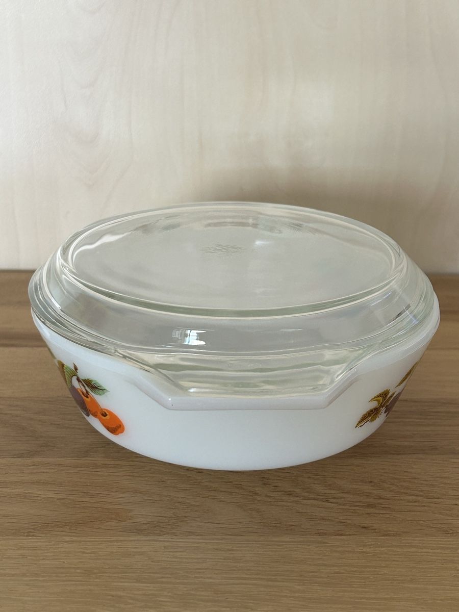 Pyrex Pentole: Vintage JAJ Pyrex Kent Orchard 505 mit Glasdeckel – Usato da Wettingen venduto da Mmccl 9