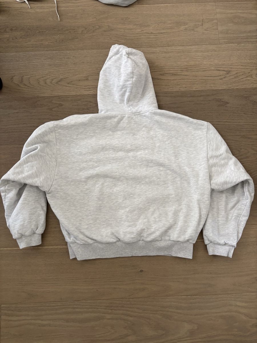 Maglioni & Felpe: LFDY Hoodie  – Usato da Horgen venduto da zimtaoui 1