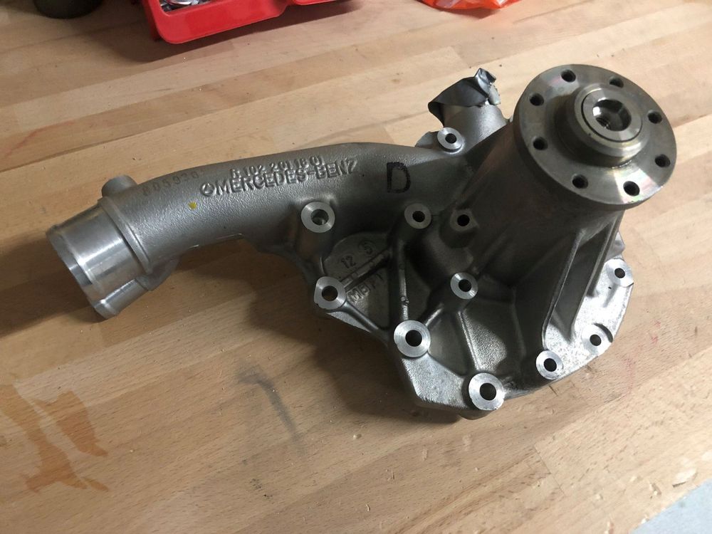 Wasserpumpe Puch Mercedes 230 GE W461 | Kaufen auf Ricardo