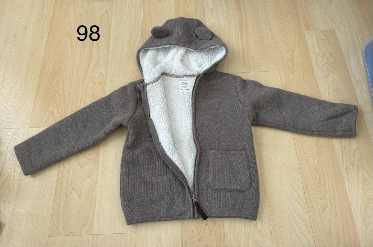 Kleiderpakete & -sets: Kleiderpaket Grösse 98 – Gebraucht aus Rotkreuz von luxurybe 1
