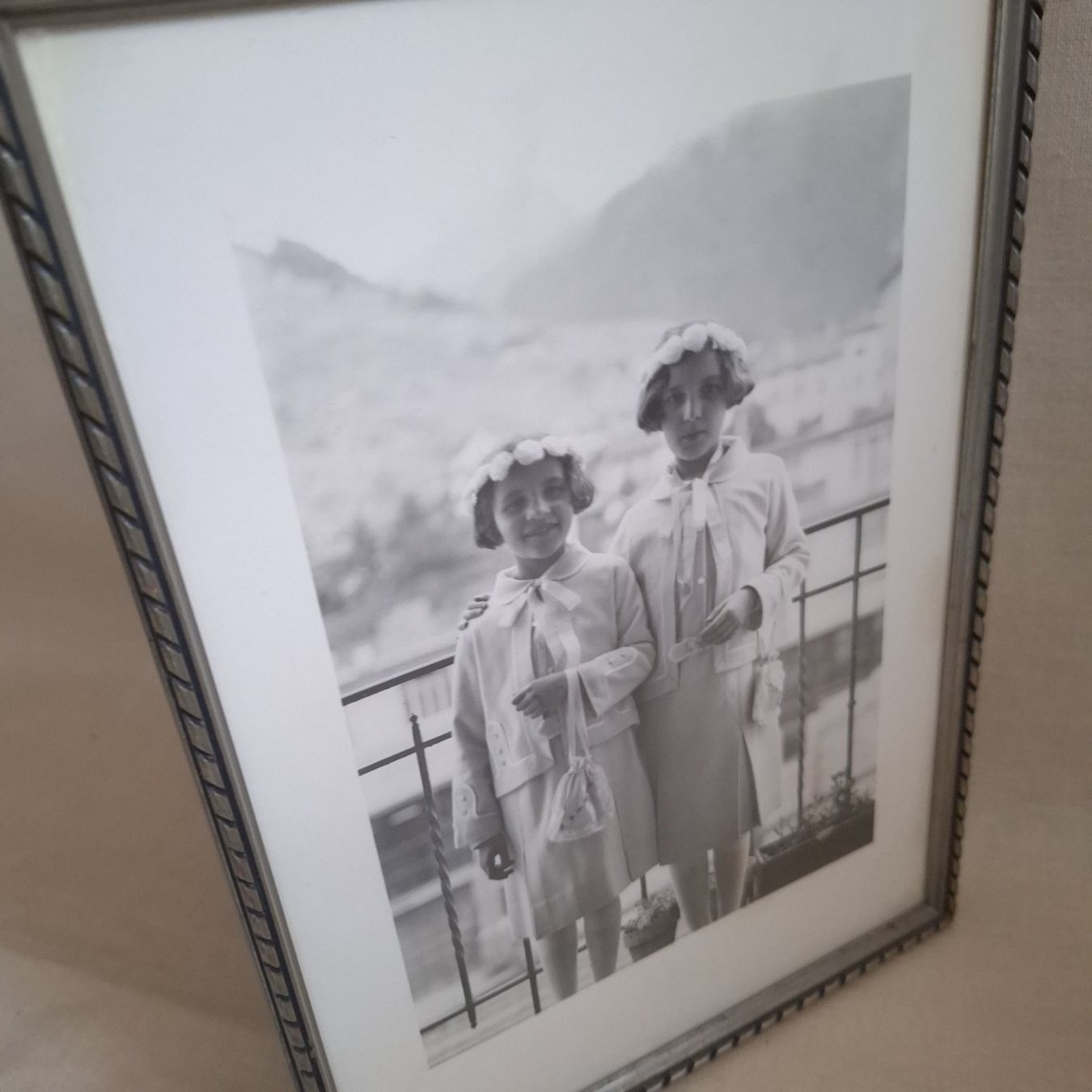 Foto & Immagini: Herziges, nostalgisches Schwarz-weiss-Bild, Erstkommunion – Usato da Winterthur venduto da Goldpipau 1