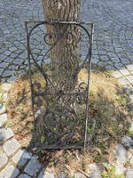 Schmiedeeiserne Dekoration  floral unbehandelt..