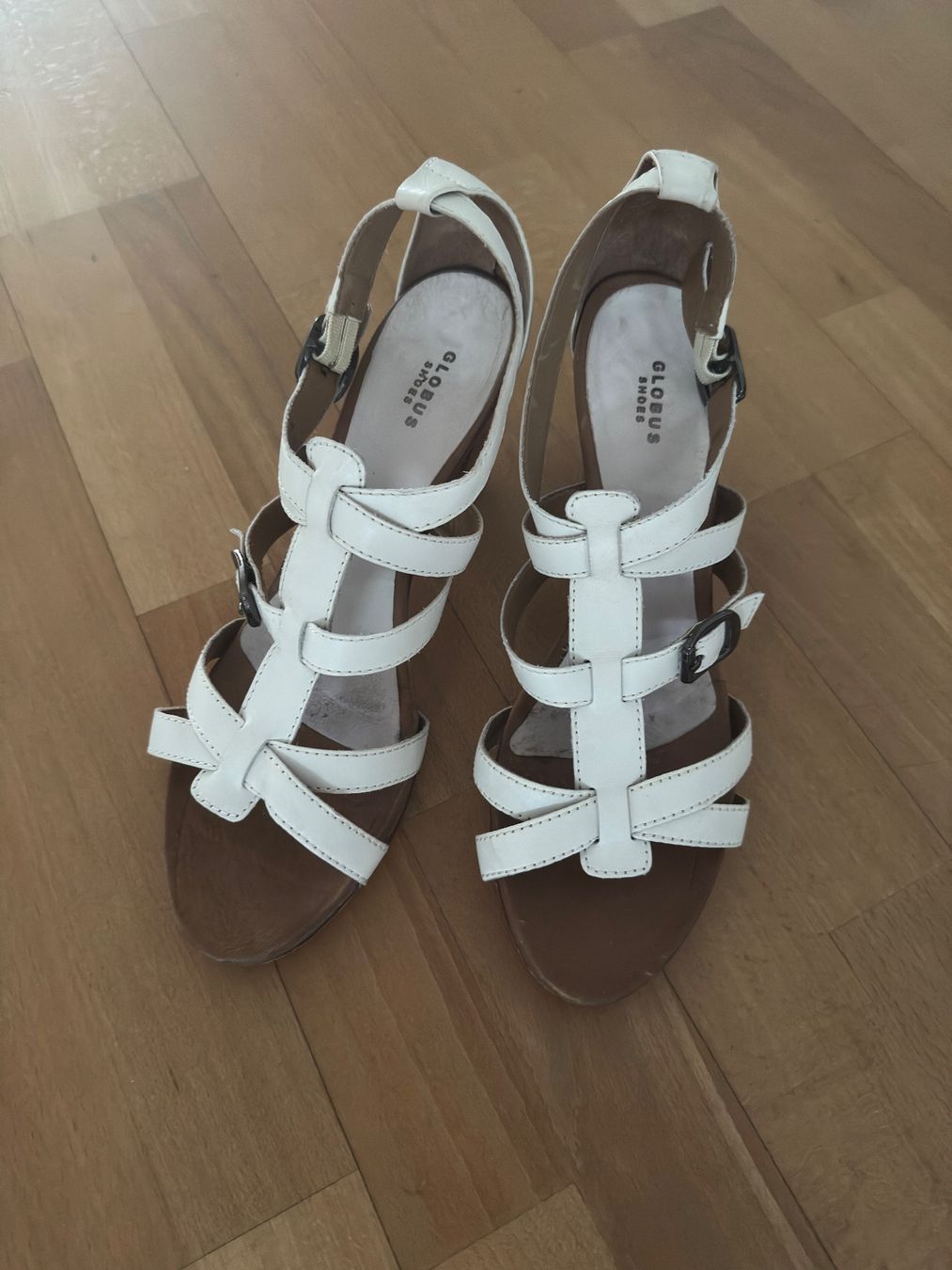 Globus Chaussures femmes: Leder Sandale – D'occasion à Illnau par PS62