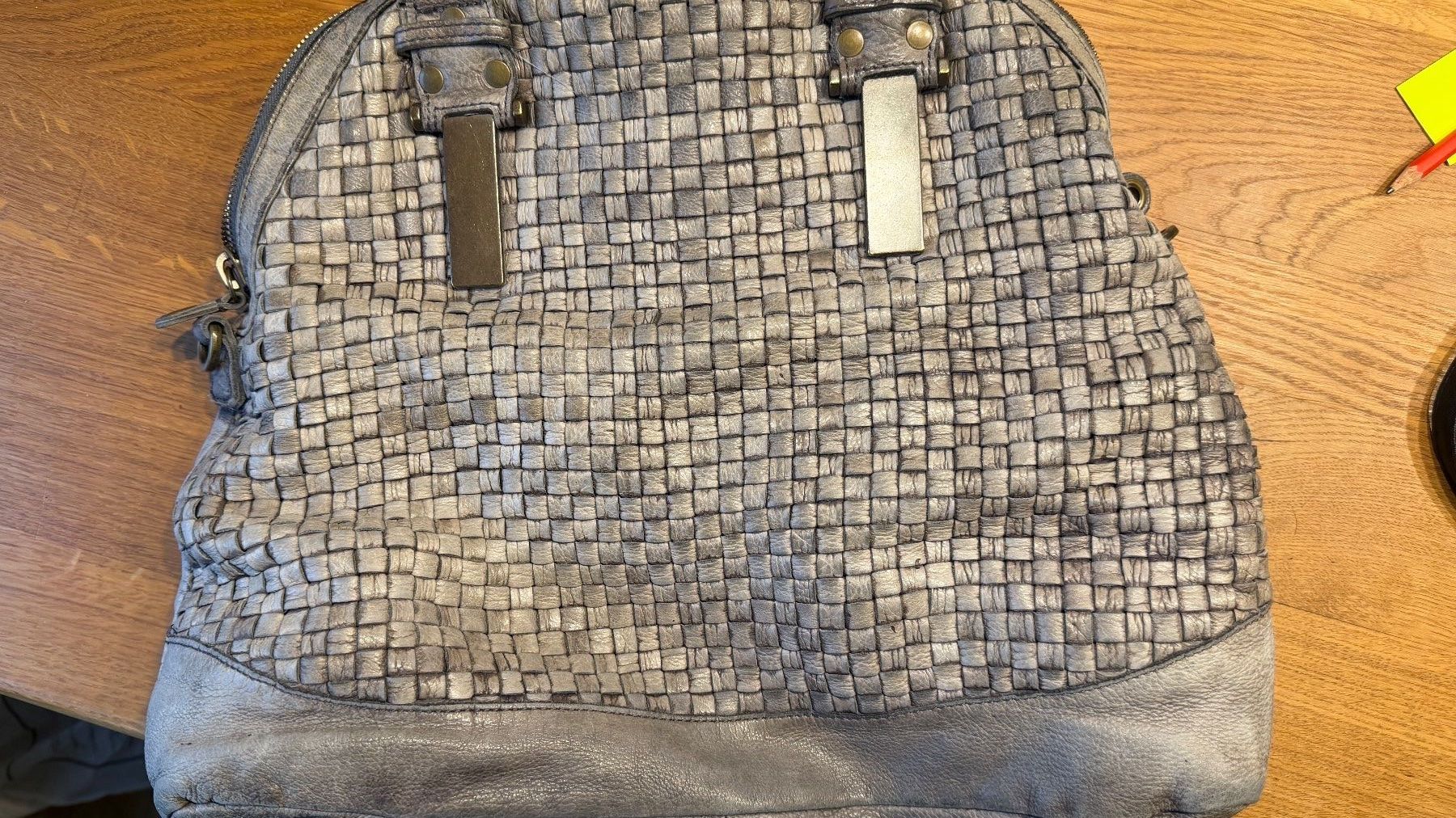 Liebeskind Borse da donna: Berlin Bag 3d von Liebeskind – Usato da Schaffhausen venduto da Bootes 1