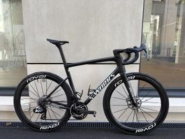 S-Works Tarmac SL8 road bike - Roval rapide - sram red