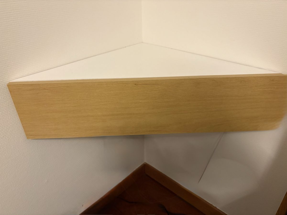 Comodini: 2x elegante Nachttische – Usato da Therwil venduto da Migu84