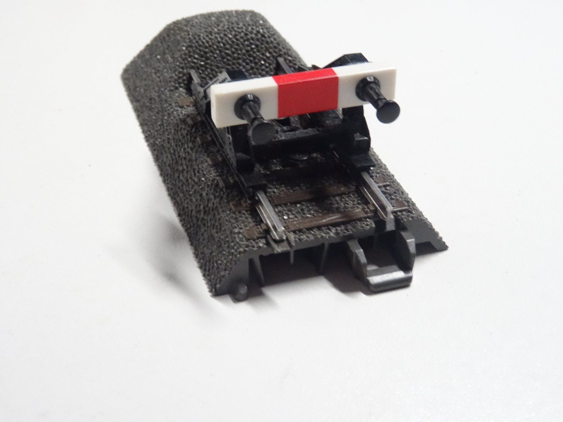 Märklin Modellini di ferrovie: Märklin H0 24977 C-Gleis Prellbock – Nuovo (secondo la descrizione) da Hochdorf venduto da Teger02 1