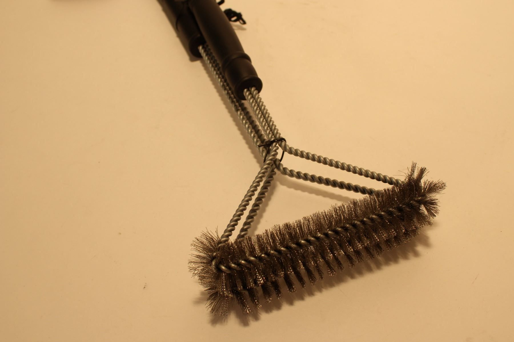 Accessori per grill: 2x Grillbürste, ca. 30cm & 49cm lang – Nuovo e nell'imballaggio originale da Fehraltorf venduto da haefens 2