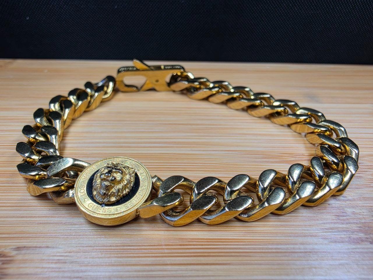 Guess Bracciali & Braccialetti: Bracelet GUESS LION KING – Usato da Reconvilier venduto da MARCLAT