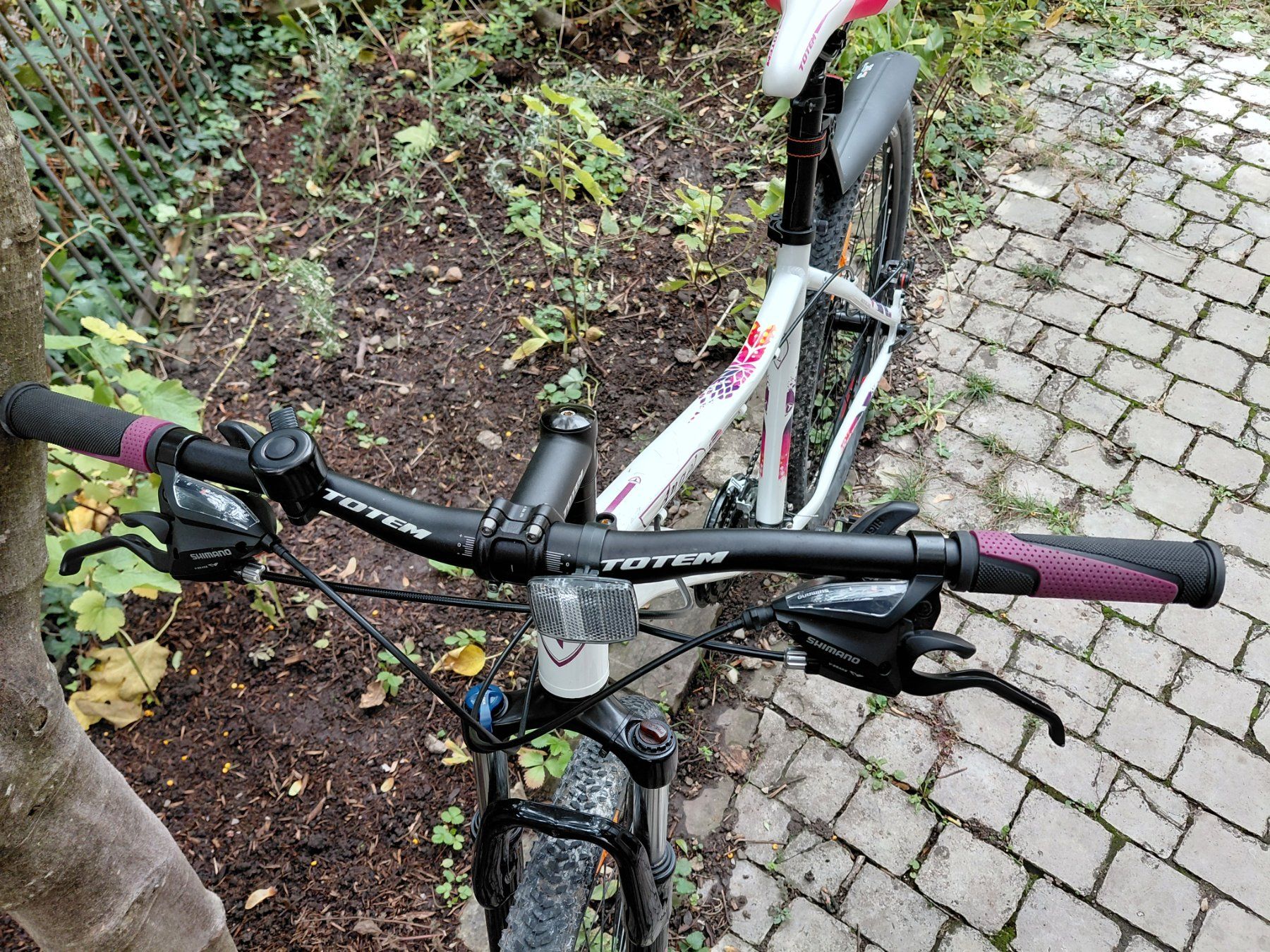 Totem Biciclette: Totem "Angel" – Usato da Zürich venduto da benski34 3