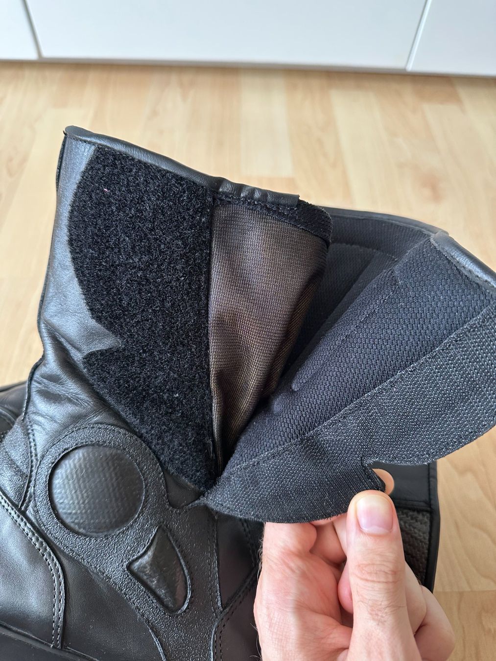 Scarpe da donna: Motorradstiefel – Usato da Mels venduto da FinSz93 3