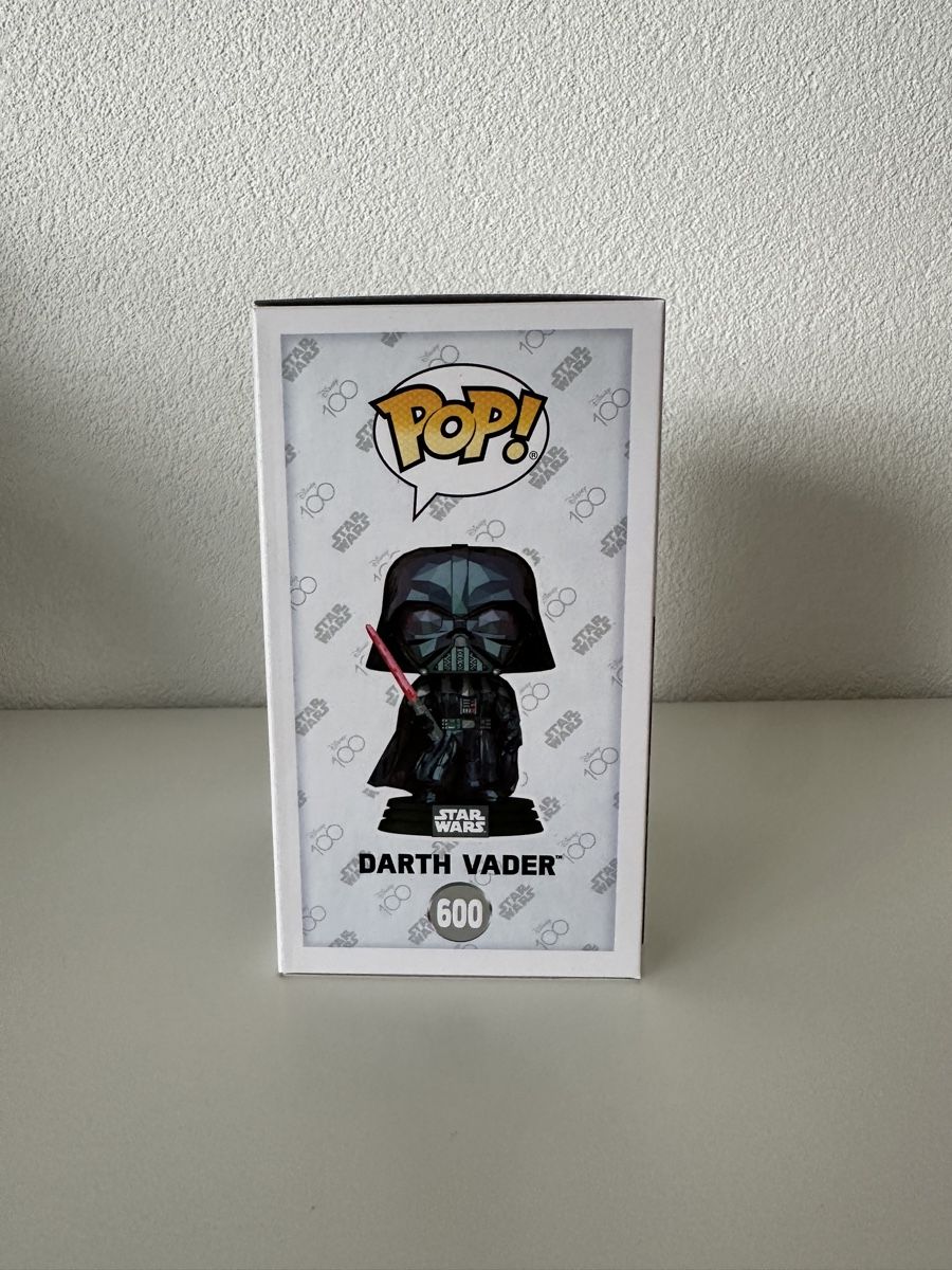 Funko Figuren: Funko Pop Darth Vader Disney 100 Facet Edition – Neu und originalverpackt aus Mels von Hannah_Fee 3