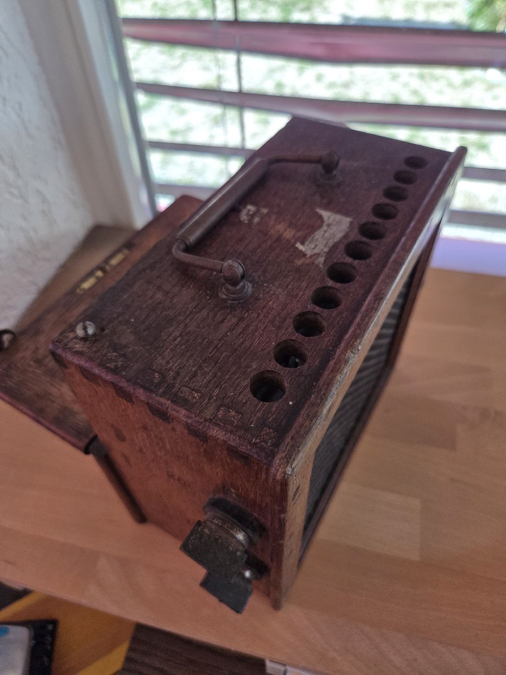 Mesurer: Antikes Amperemeter – D'occasion à Rickenbach Sulz par Kodachrom 8