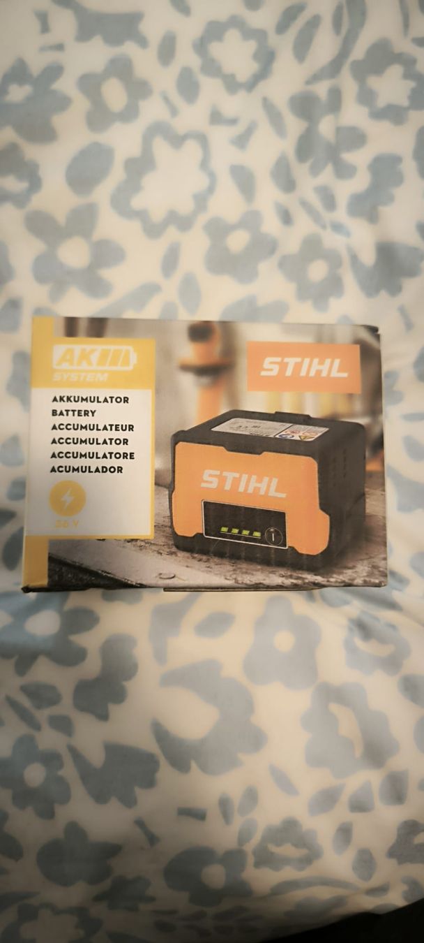 Stihl Akkus & Batterien: STIHL AK 30.0S System Battery new – Neu (gemäss Beschreibung) aus wattwil von pel_qh26