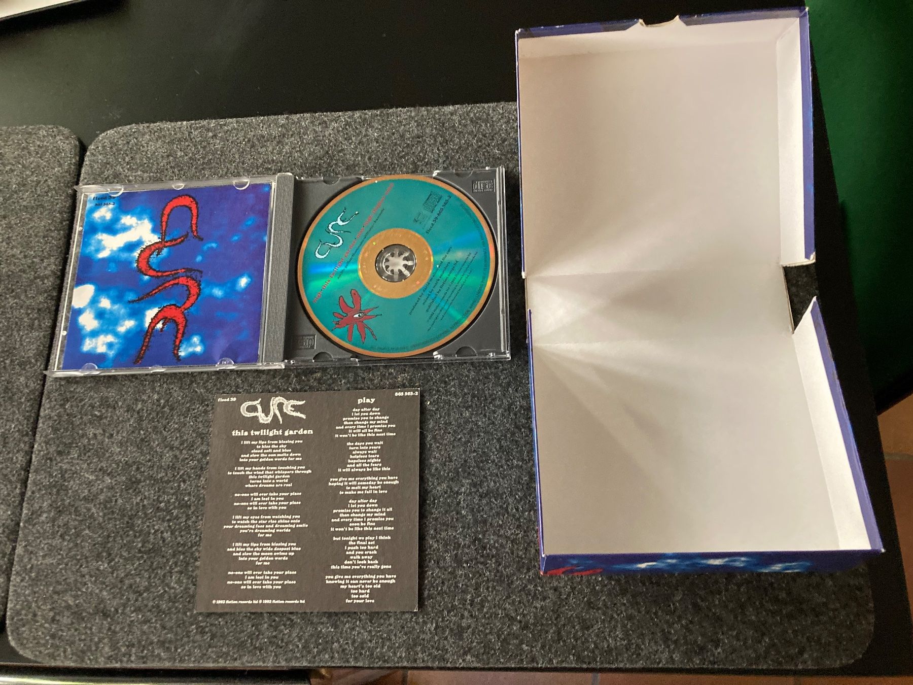 CD: The Cure - High (Box Set) – Usato da Fribourg venduto da Karushi 2