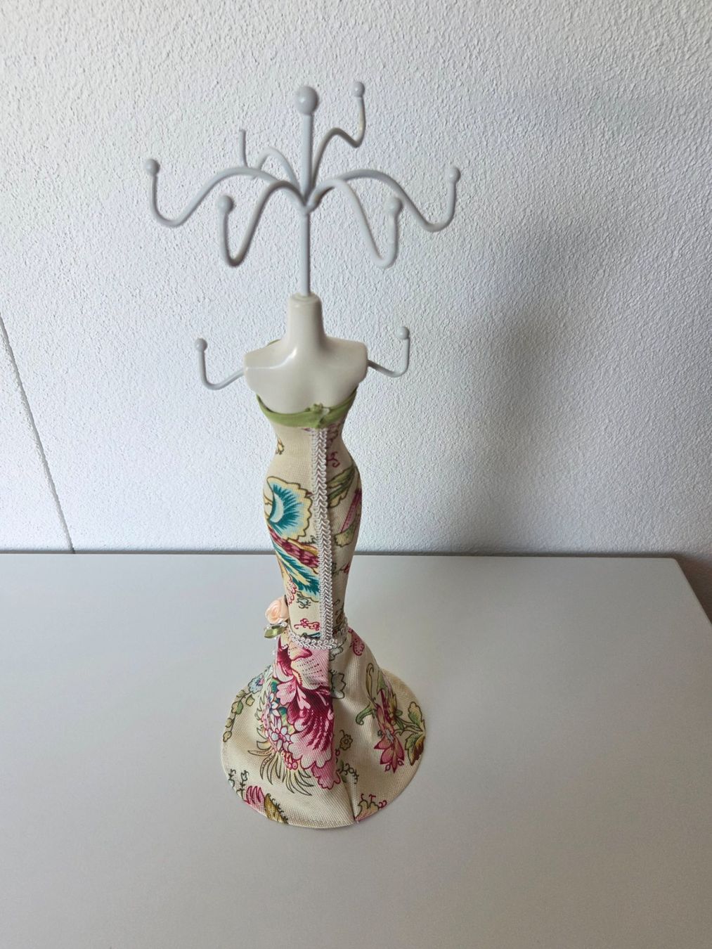 Schmuckkästen: Schmuckständer – Gebraucht aus Zürich von Lela-Mirela 1