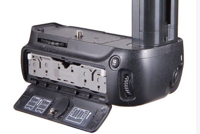 Nikon Fotocamera: Nikon MB-D80 Multi Power Batteriy Pack – Usato da Worb venduto da -rene- 2