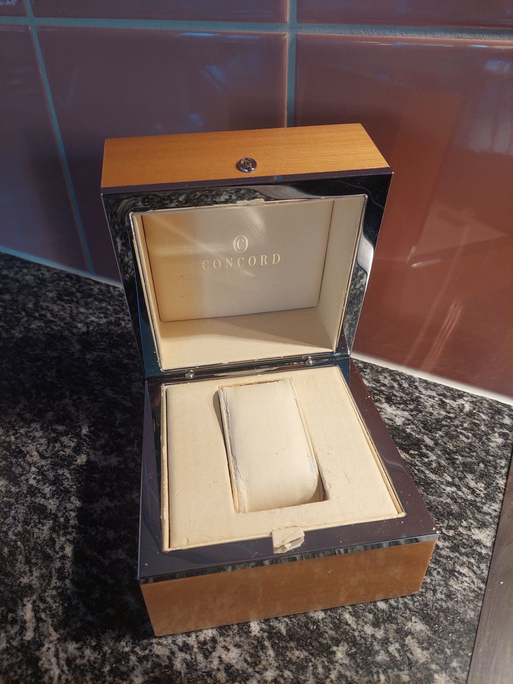 Scatole porta orologi: Boite Montre Concord – Usato da Wermatswil venduto da guiomdtc 1