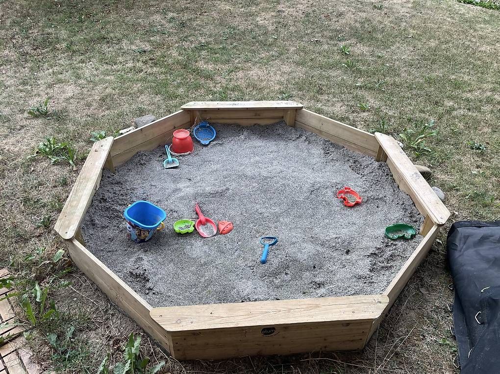 Bacs à sable: Sandkasten mit Abdeckung – D'occasion à Tobel par rob_95 3