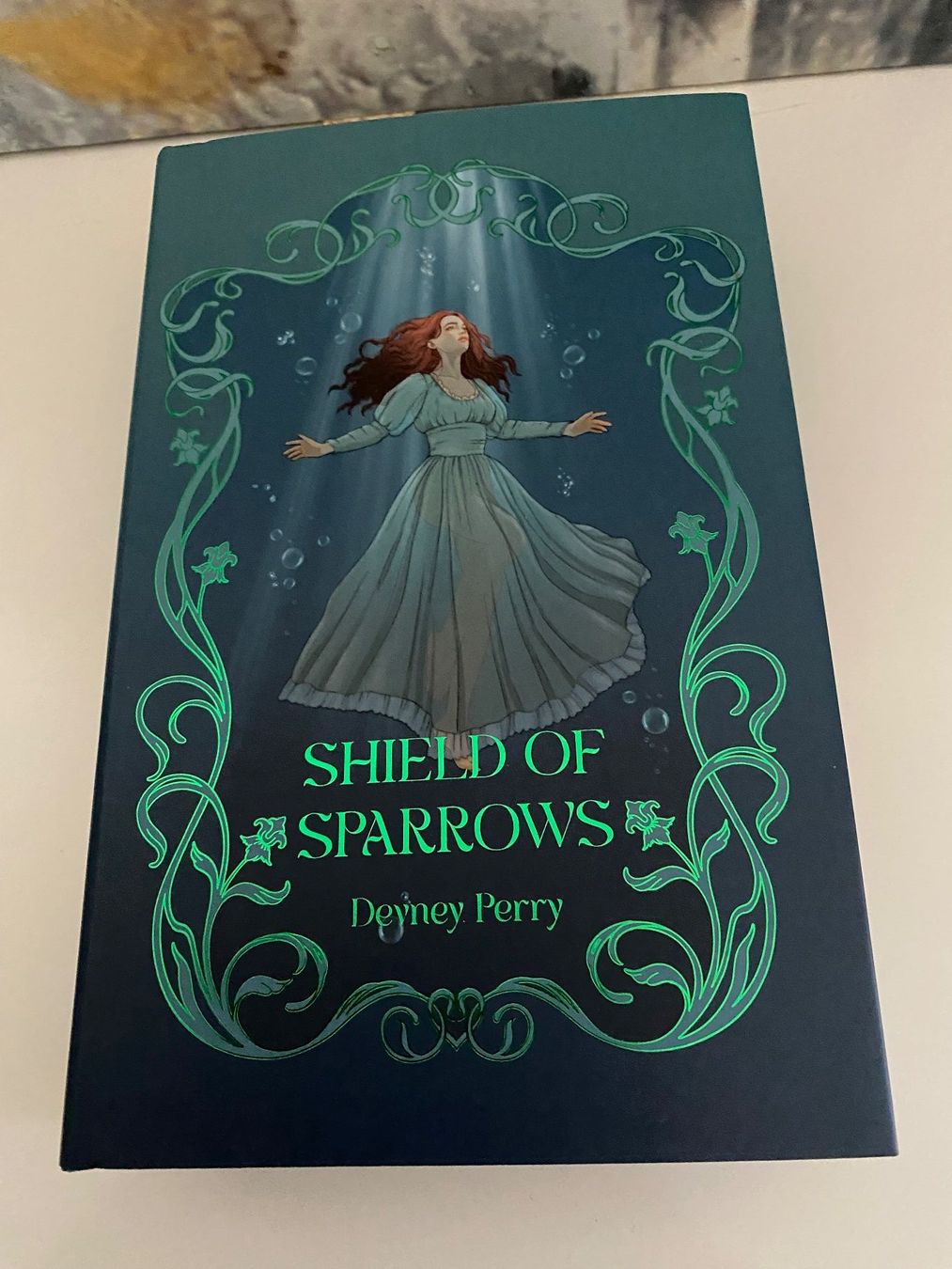 Bücher: Buch Shield of Sparrows Devney Perry Special Edition – Neu (gemäss Beschreibung) aus Fällanden von Maxim20