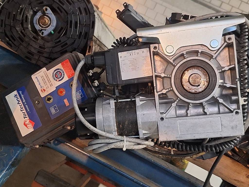 Sonstiges Elektromaterial: Rolltor  B N Tortechnik – Gebraucht aus Bellach von Kumega 2