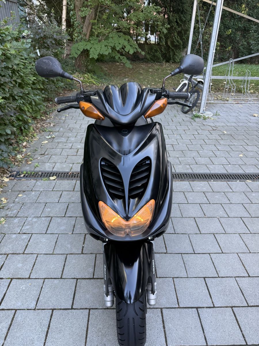 Yamaha Scooter: YAMAHA AEROX 50 CC – Usato da Winterthur venduto da Fabio_46