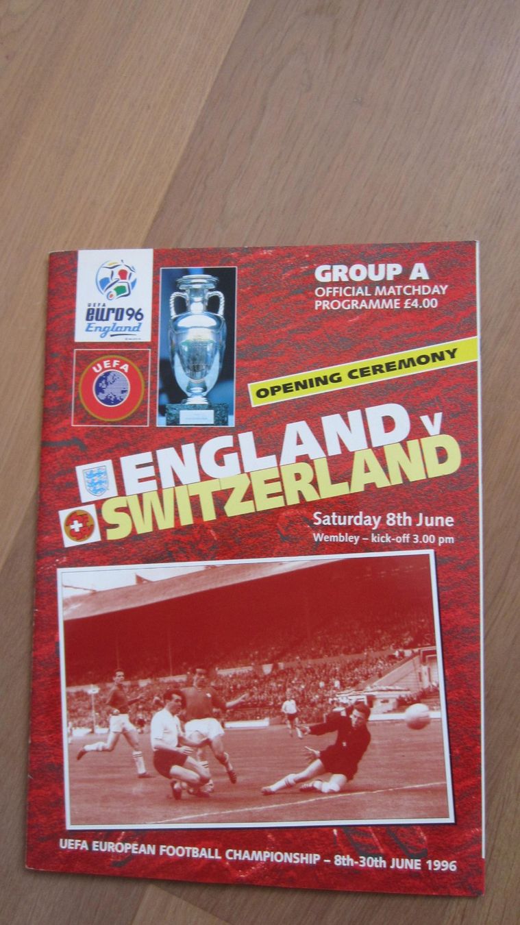 Documenti: Fussball EM Eröffungsspiel 1996, ENG-SUI, Original Programm – Usato da Thalwil venduto da Arrow
