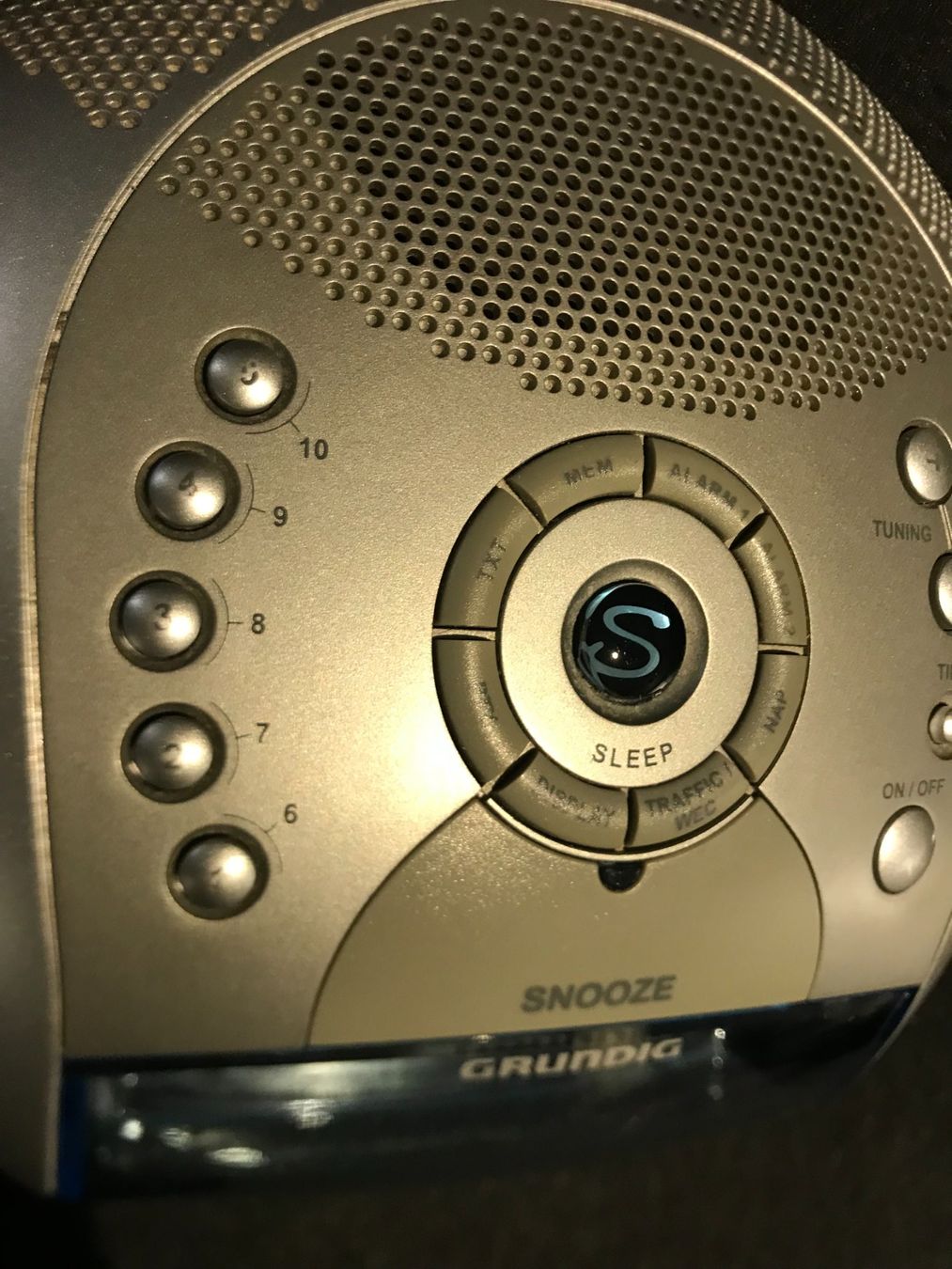 Grundig Radio: Grundig Sono Clock 620 – Nuovo (secondo la descrizione) da Würenlingen venduto da Schneiderhifi 3