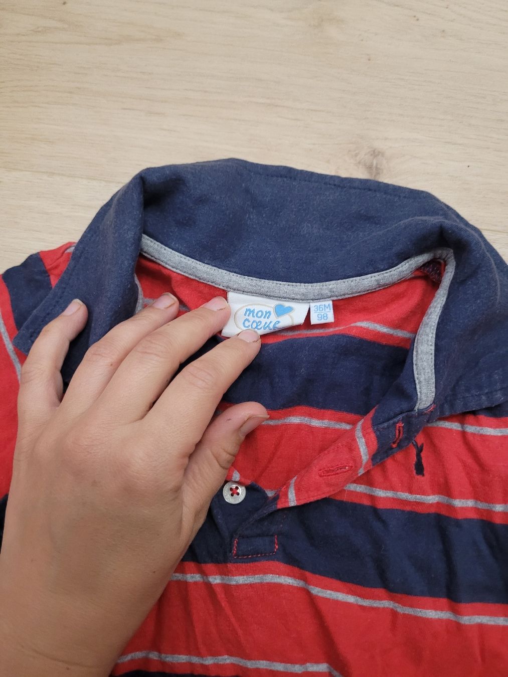 Chemises, T-shirts & Polos: t-shirt Gr. 98 – D'occasion à Lupsingen par sta_wgg5 1