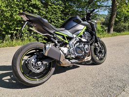 Kawasaki Z900 3150km neuwertig 125PS Jg. 2018 1. Hand Navi