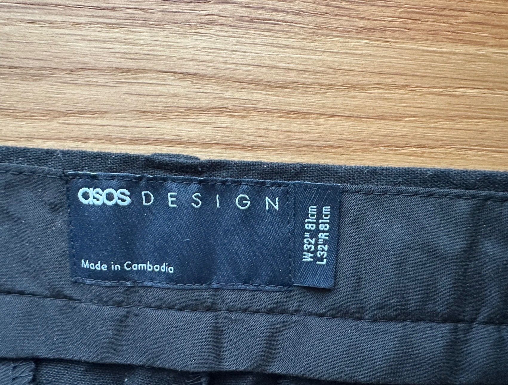 Asos Pantaloni: ASOS Anzughose Leinen 32/32 – Usato da Allschwil venduto da Blumergg 2