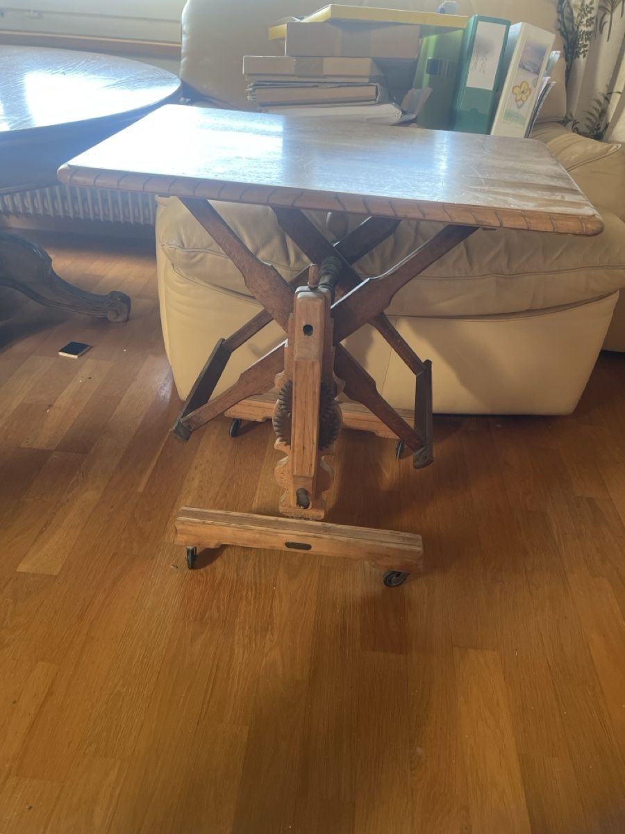 Tavoli: Table a roulette – Usato da glovelier venduto da juste_marie
