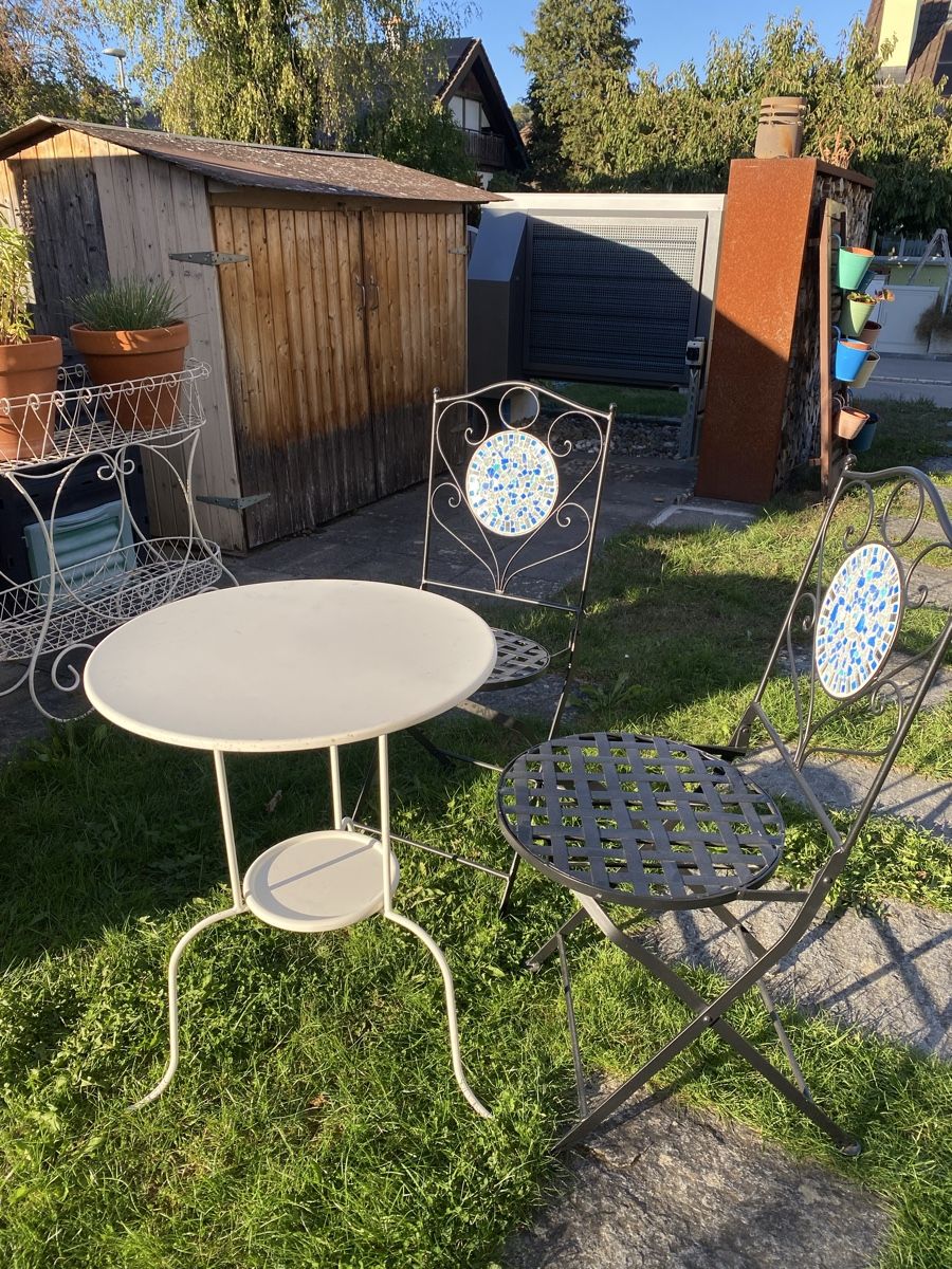 Set di tavolo e panche: Bistro Balkon Set Gartentisch mit Stühlen – Usato da Wiesendangen venduto da argon03