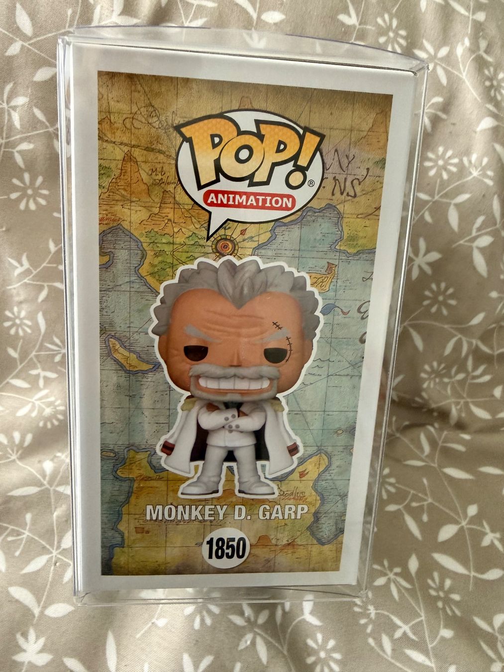 Funko Statuette: Funko Pop One Piece Monkey D. Garp – Nuovo e nell'imballaggio originale da Luzern venduto da cha_2x2f 1