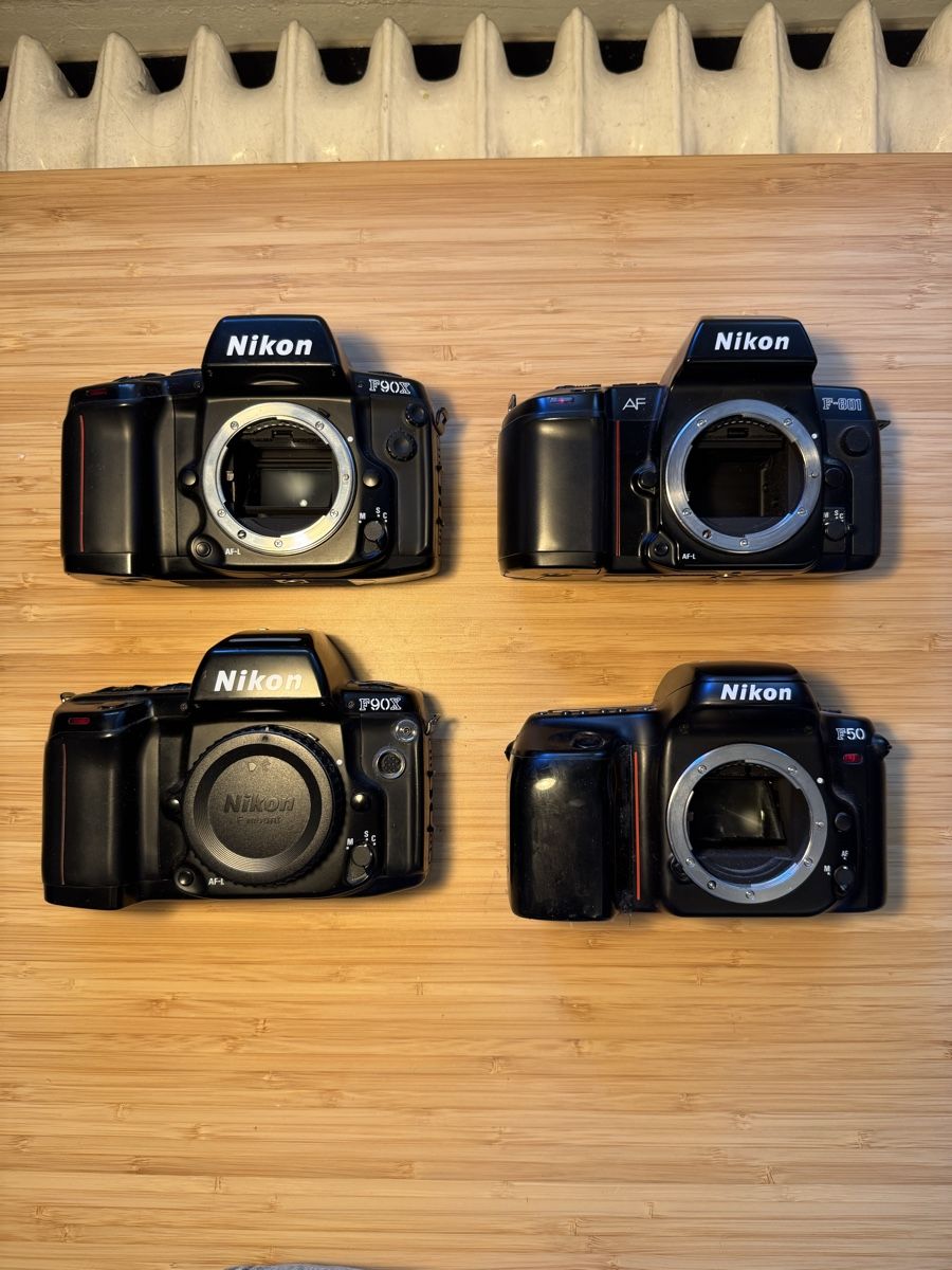 Nikon Fotocamera: Nikon Analogkamera-Set, 4 Bod – Usato da Zürich venduto da SalernoElia