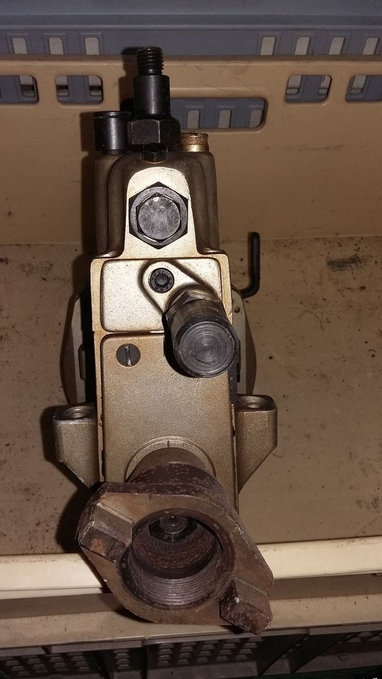 Saurer Alle Ersatzteile: 4 Zylinder Oldtimer Einspritzpumpe Scintilla? Bauart Deckel – Gebraucht aus DULLIKEN von Lerchclassicdulliken 4