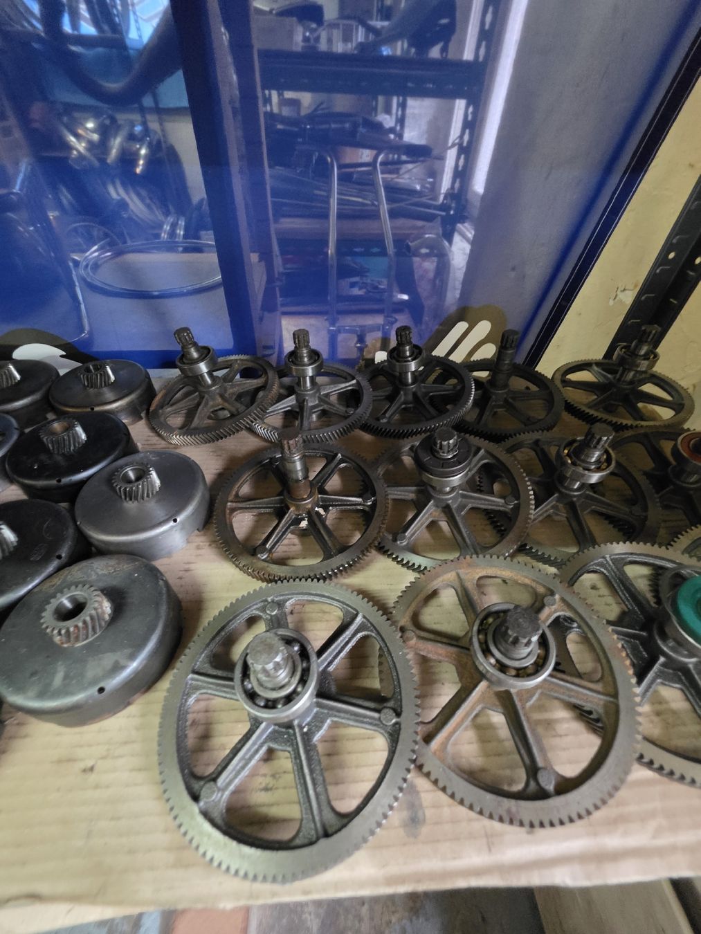 Pièces pour mobylette: Getriebe E50 und Kupplungskörbe – D'occasion à Lenggenwil par Opc_Power 3