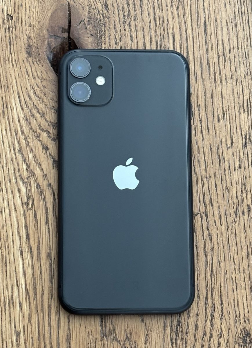 Apple Telefoni cellulari / Smartphones: iPhone 11 128GB inkl. Ladekabel & Folie – Usato da Niederuzwil venduto da fam.cajo 2