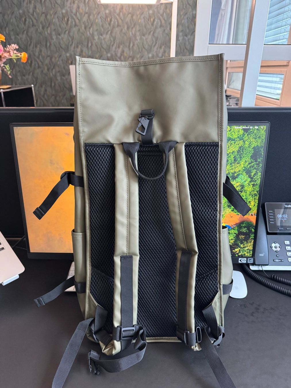 Rucksäcke: Rains Rolltop Unisex - Neuwertig – Neu (gemäss Beschreibung) aus Mollis von gxzimmermann 2