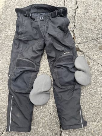 Motorradhose 3XL schwarz mit Protektoren gut erhalten