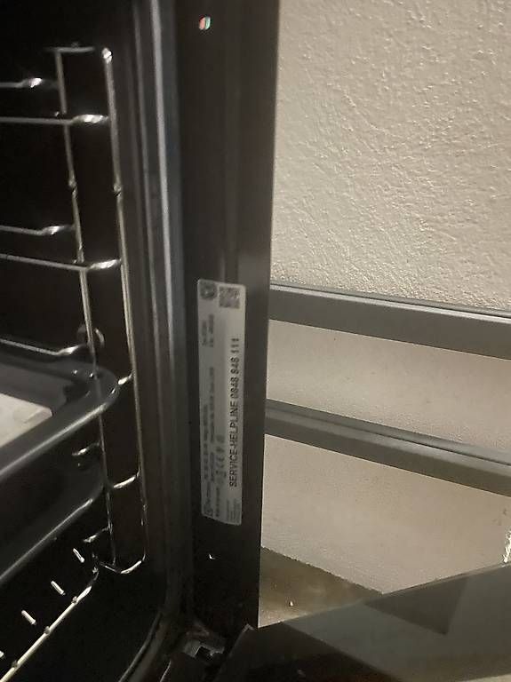 Electrolux Forni: Electrolux Backofen mit Glaskeramikkochfeld – Usato da Untereggen venduto da repose 4