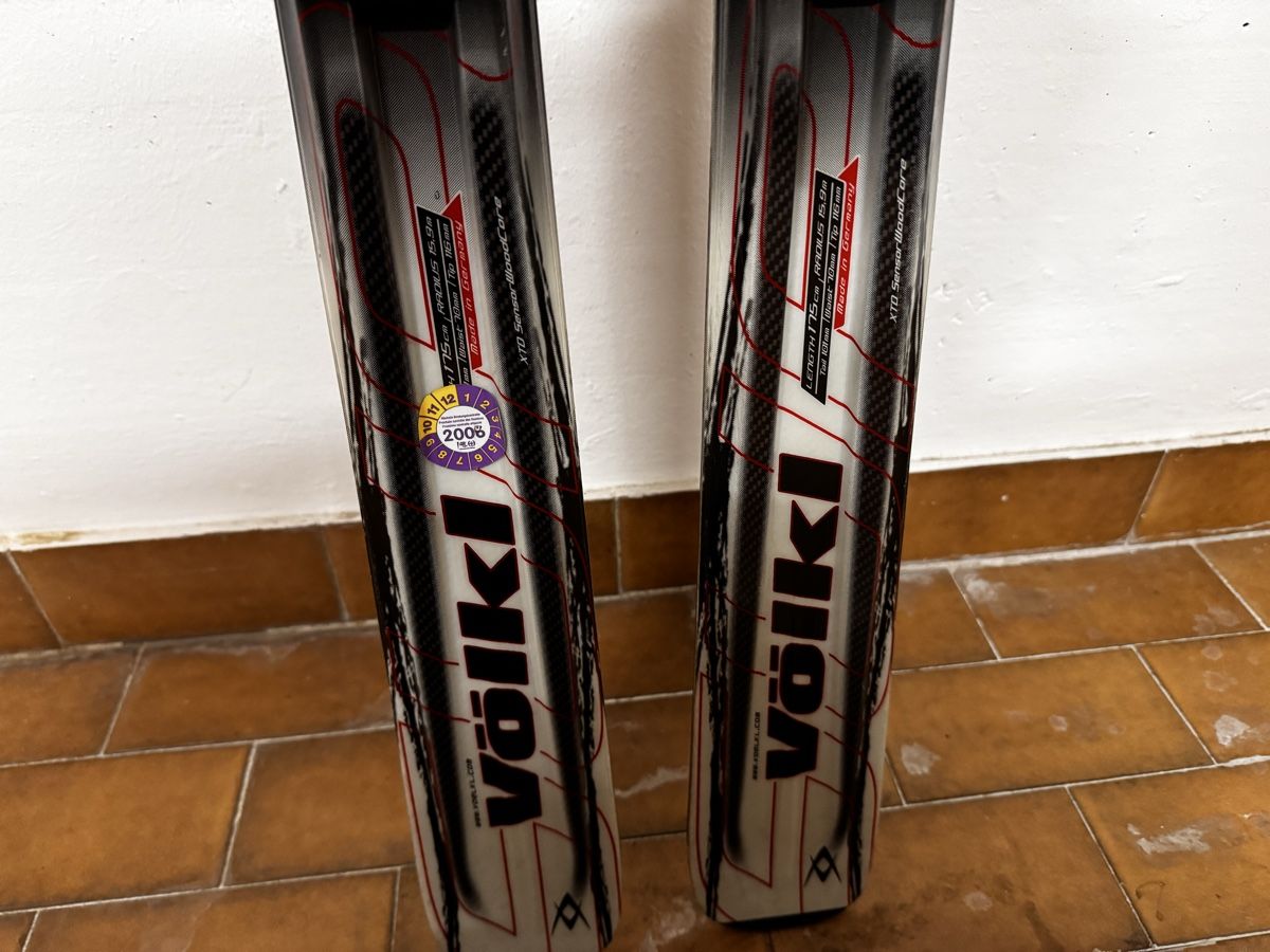 Skis: Ski – Gebraucht aus Genève von lui_y8r6 1